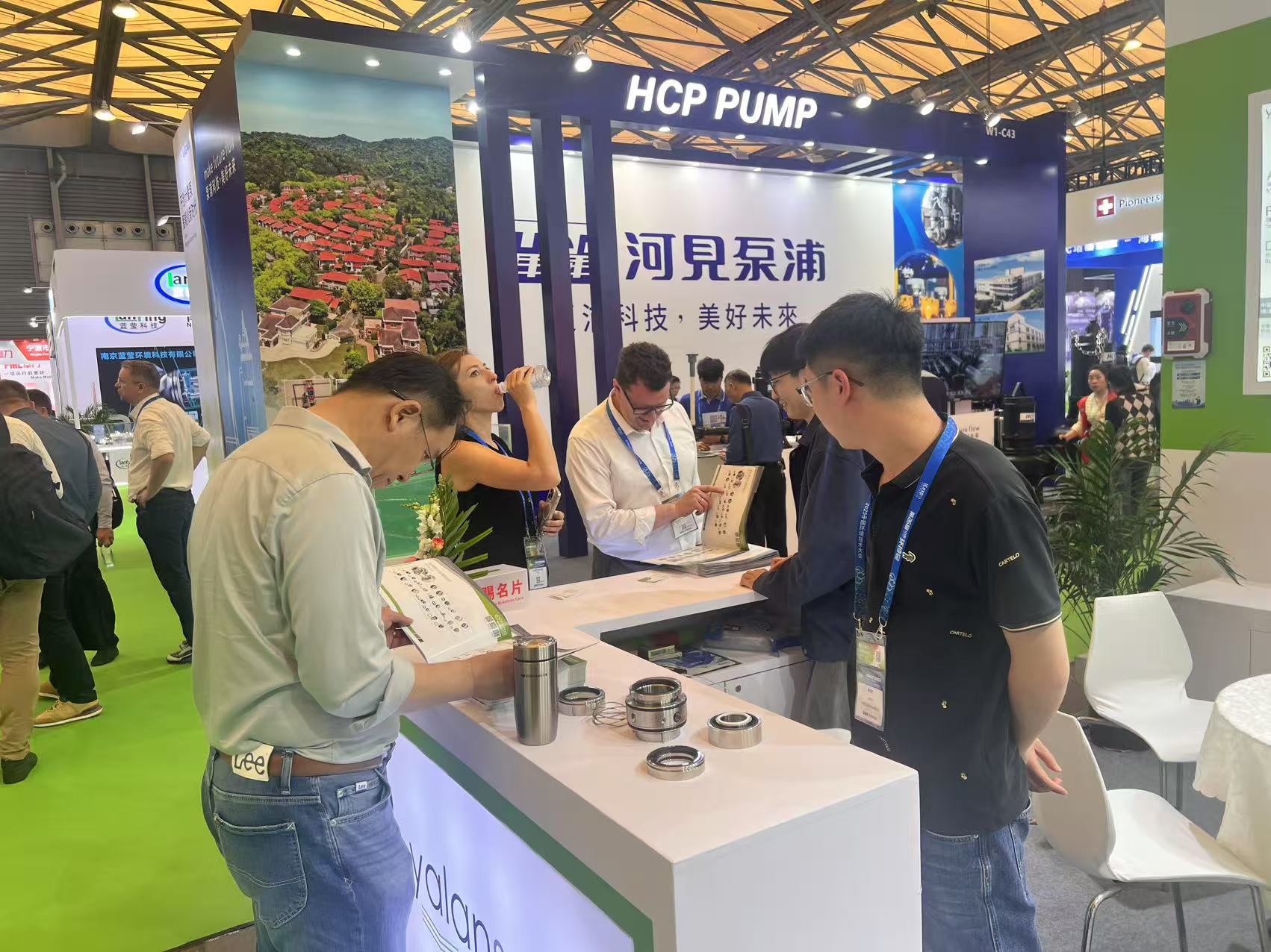 YALAN Seals exhibited at IEExpo 2025