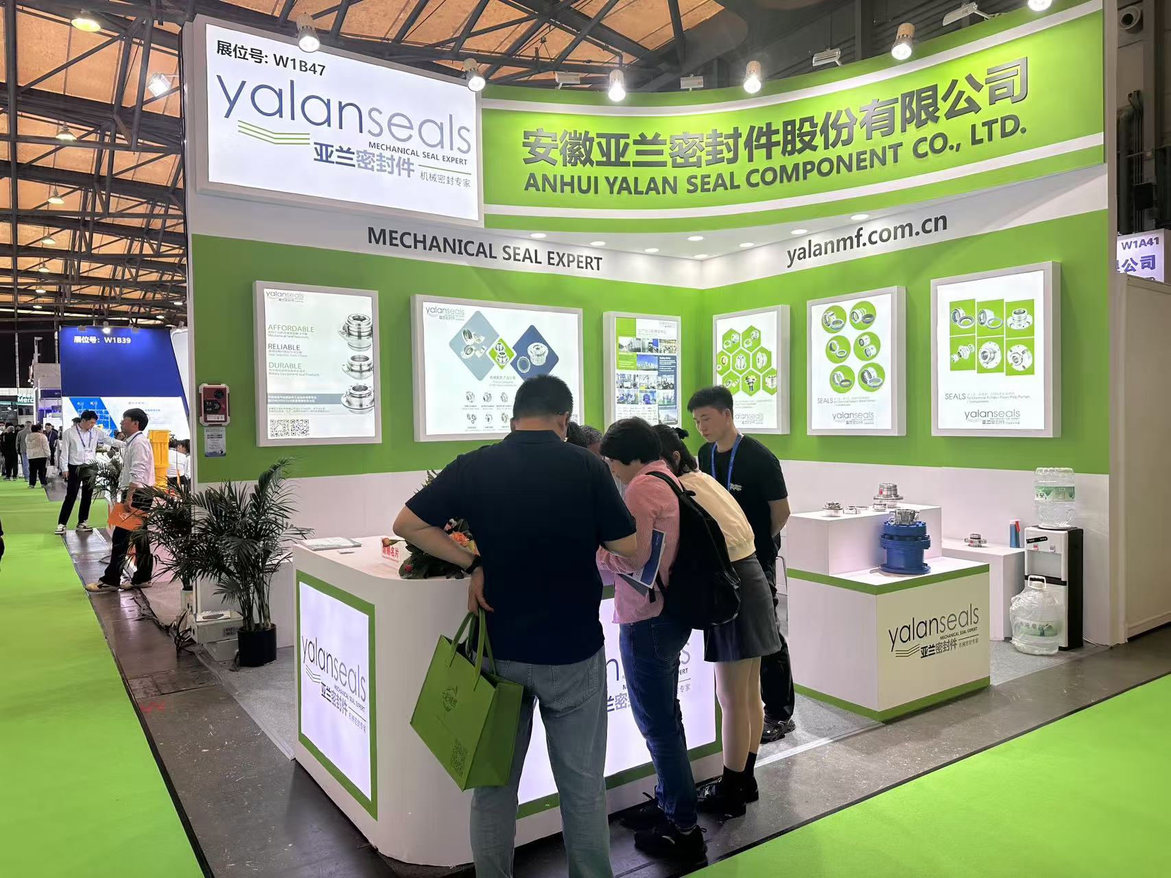 YALAN Seals exhibited at IEExpo 2025
